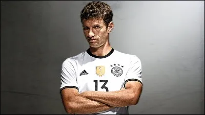 Qui est ce footballeur ?