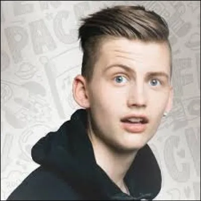 Qui est ce youtubeur ?