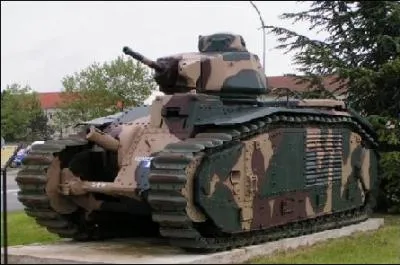 C'est le plus gros char du monde  l'poque, il est franais comment s'appelle-t-il ?