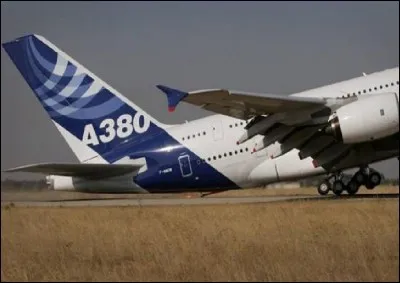 Lorsque la gouverne de profondeur est orientée vers le haut...