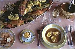 Quelle sauce accompagne la bouillabaisse ?