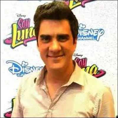 Comment s'appelle l'acteur qui interprète Tino ?