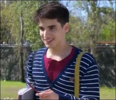 Comment s'appelle l'acteur qui interprète Xavi ?