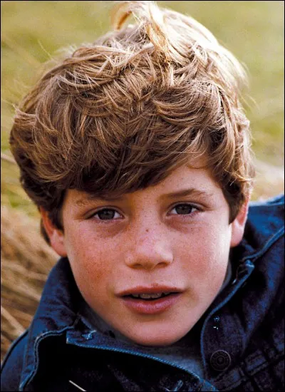 Le frère de Mickey est Choco.