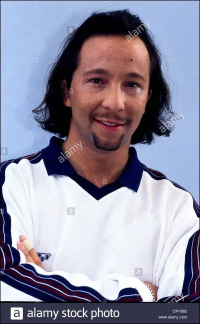 Sous quel nom est plus connu René Baumann ?