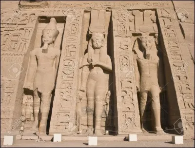 Qui est le père de Toutankhamon ?