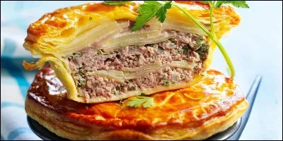 Combien d'ufs mettra-t-on au total dans le pâté de pommes de terre à la viande ?
