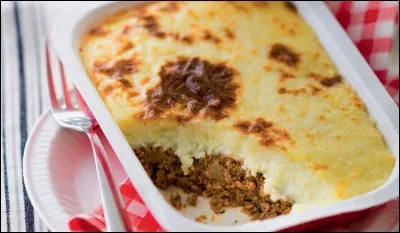 Lequel de ces aliments est aussi nécessaire que le buf pour réaliser un hachis parmentier réussi ?