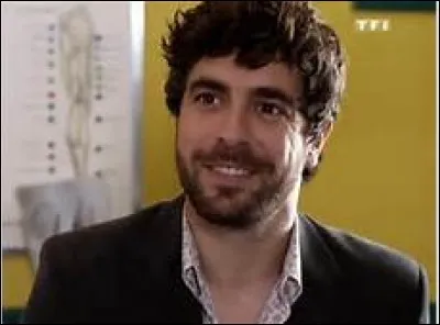 Quelle est la profession d'Adrian ?