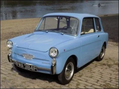 Quelle est la marque de cette auto ?