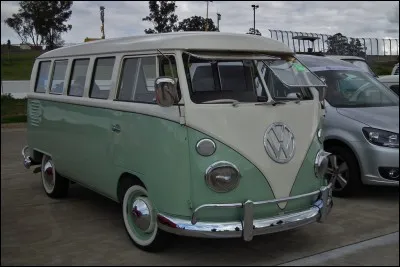Pour les surfers ou les hippies selon les goûts, quel est ce véhicule ?