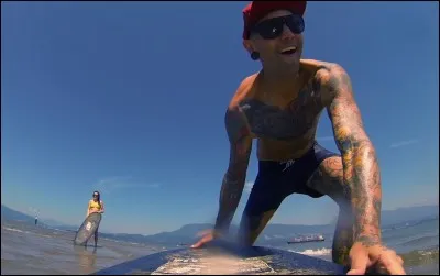 Quelle est la couleur des yeux de Dave Rosin ?