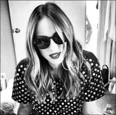 Quelle est la couleur des yeux de Marie-Mai ?