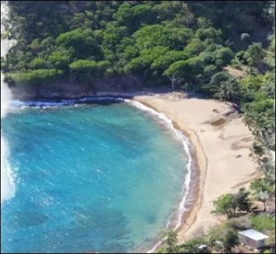 On connait le cap du Figuier à l'est de la mer Cantabrique, mais où se situe Anse Figuier ?