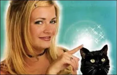 Comment s'appelle l'apprentie sorcière dans cette série télévisée diffusée à partir de 1996 ?