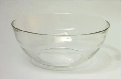 Je possède des feuilles, on me mange souvent en entrée ou avec le fromage. Qui suis-je ?