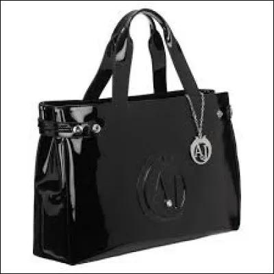 Et pour finir, le sac indispensable est pour vous...