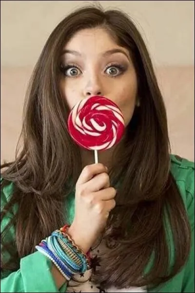 Comment s'appelle l'actrice qui joue Luna ?