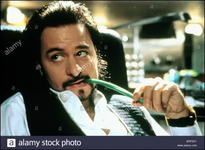 Quel est le pseudo d'Eugène Belford ?