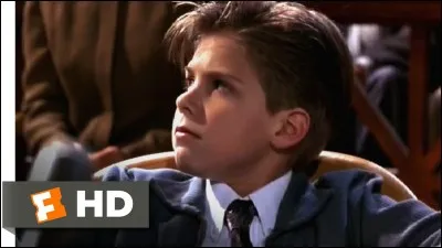 Combien de temps Dade doit-il rester sans ordinateur au début du film ?