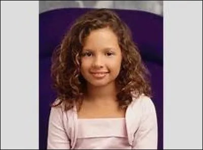 Et voici, la jeune :