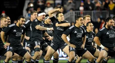 "All blacks" est le surnom de l'équipe de Nouvelle-Zélande de rugby à XV.