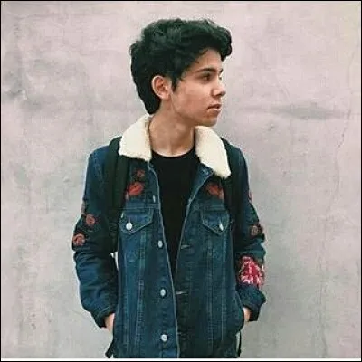 À quelle heure est-il né ?