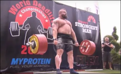 La pratique de musculation orientée pour le sport qu'on pratique est bénéfique (positive).