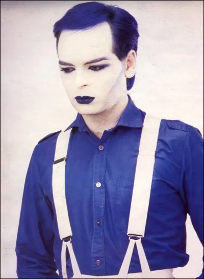 Quel était le nom du groupe de Gary Numan ?