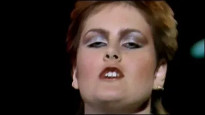 Alison Moyet est la chanteuse du groupe...