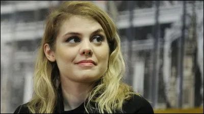 Qui est cette chanteuse ?