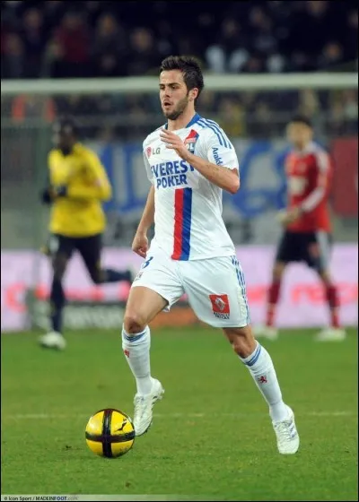 Miralem Pjanić a-t-il été formé à Lyon ?