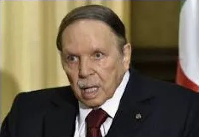 Qui préside la république algérienne en 2017 ?