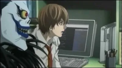 Qui se fait passer pour L pour prouver que Kira est au Japon ?