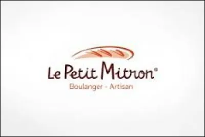 Qui fut surnommé par le peuple de Paris "le Petit Mitron" ?