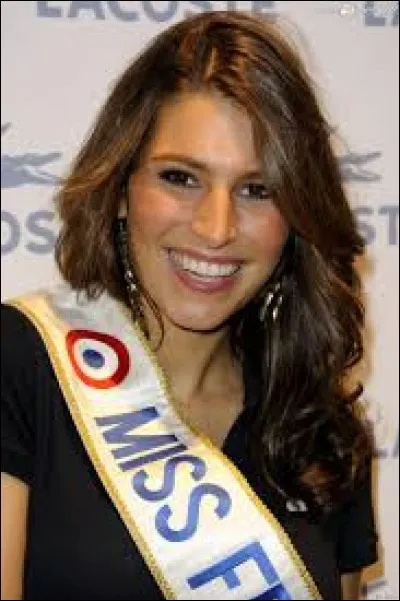 Comment s'appelle la Miss France 2011 ?