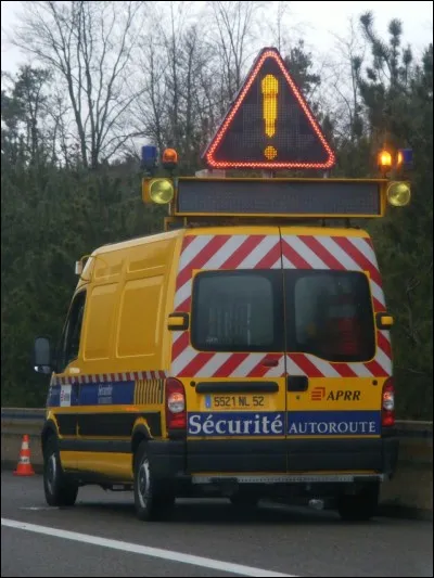 Ce véhicule peut signaler...