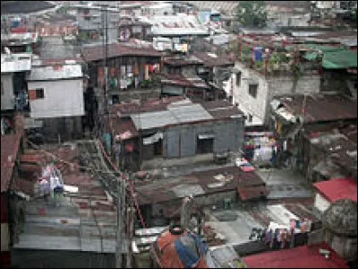 Les bidonvilles sont des endroits...