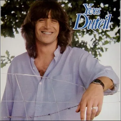 En 1977, Yves Duteil compose la plus belle chanson du monde destinée aux enfants, Prendre un enfant par la main, qui sera d'ailleurs élue Plus belle chanson du XXe siècle !