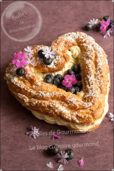 Un grand classique qu'on a confectionné en forme de coeur en rajoutant des myrtilles !