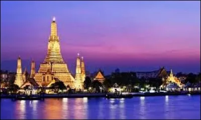 Bangkok est la capitale de la..
