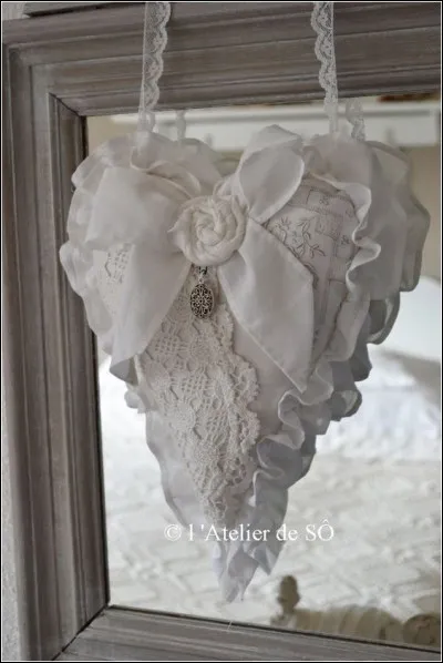 Qui chantait "Quelques mots d'amour qu'on leur dit un jour quand on ne sait plus quoi inventer" ?