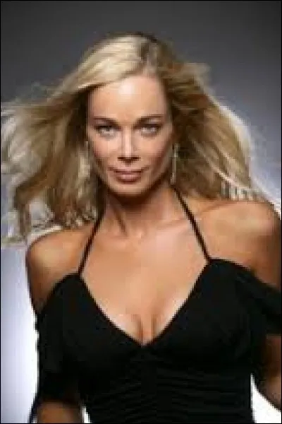 Qui a adopté le fils de Donna Logan : Marcus ?