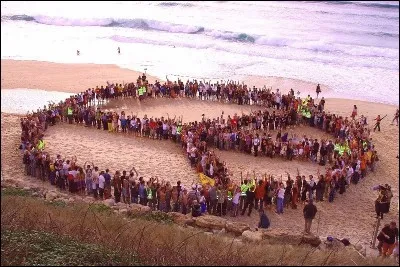 Préfère l'amour à la guerre.