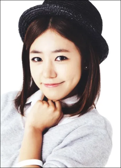 Comment cette idole de K-pop s'appelle-t-elle ?