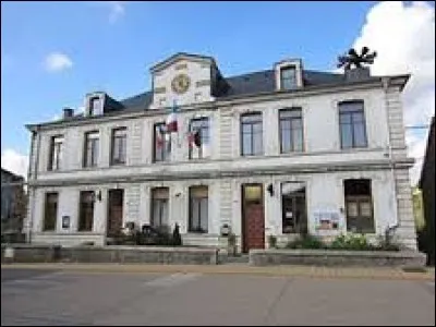 Commune de l'ancienne région Lorraine, dans le Pays Haut, Pierrepont se trouve dans le département ...