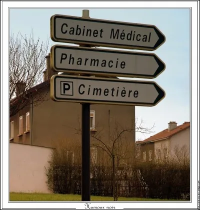 Mon premier est à moi, on dit de mon second qu'il en est un, il ne fait pas chaud dans mon troisième, mon tout ne donne pas matière à s'esclaffer !