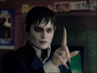 Quel est le nom du personnage qu'il interprète dans "Dark Shadows" ?