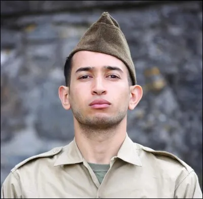 Axel a fait appel à quelqu'un pour choisir entre ses deux prétendantes, qui ?