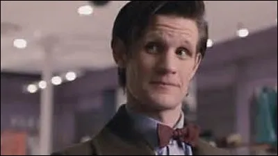 En quelle année Matt Smith a-t-il joué le rôle du onzième Docteur dans la série "Doctor Who" ?